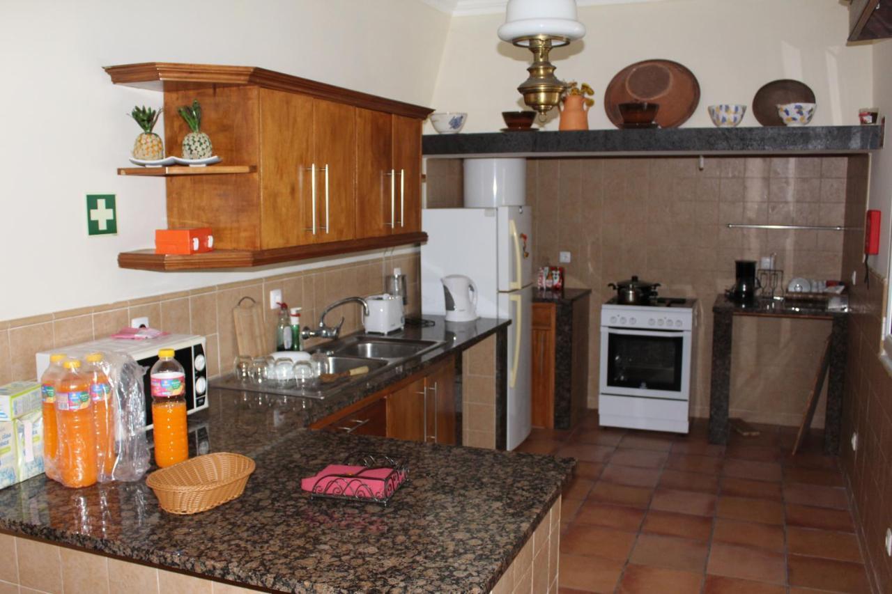 Bella Italia Populo Guest House Ponta Delgada Eksteriør billede