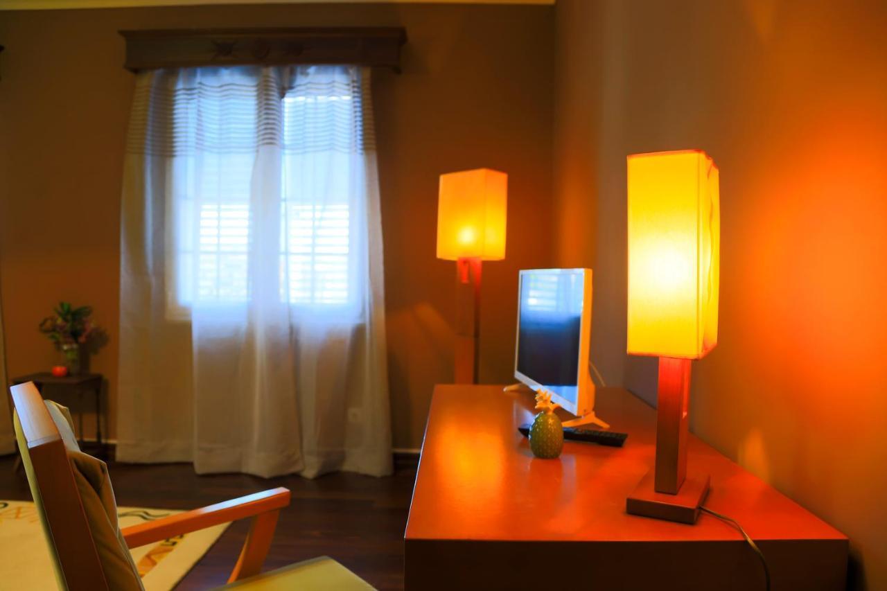 Bella Italia Populo Guest House Ponta Delgada Eksteriør billede